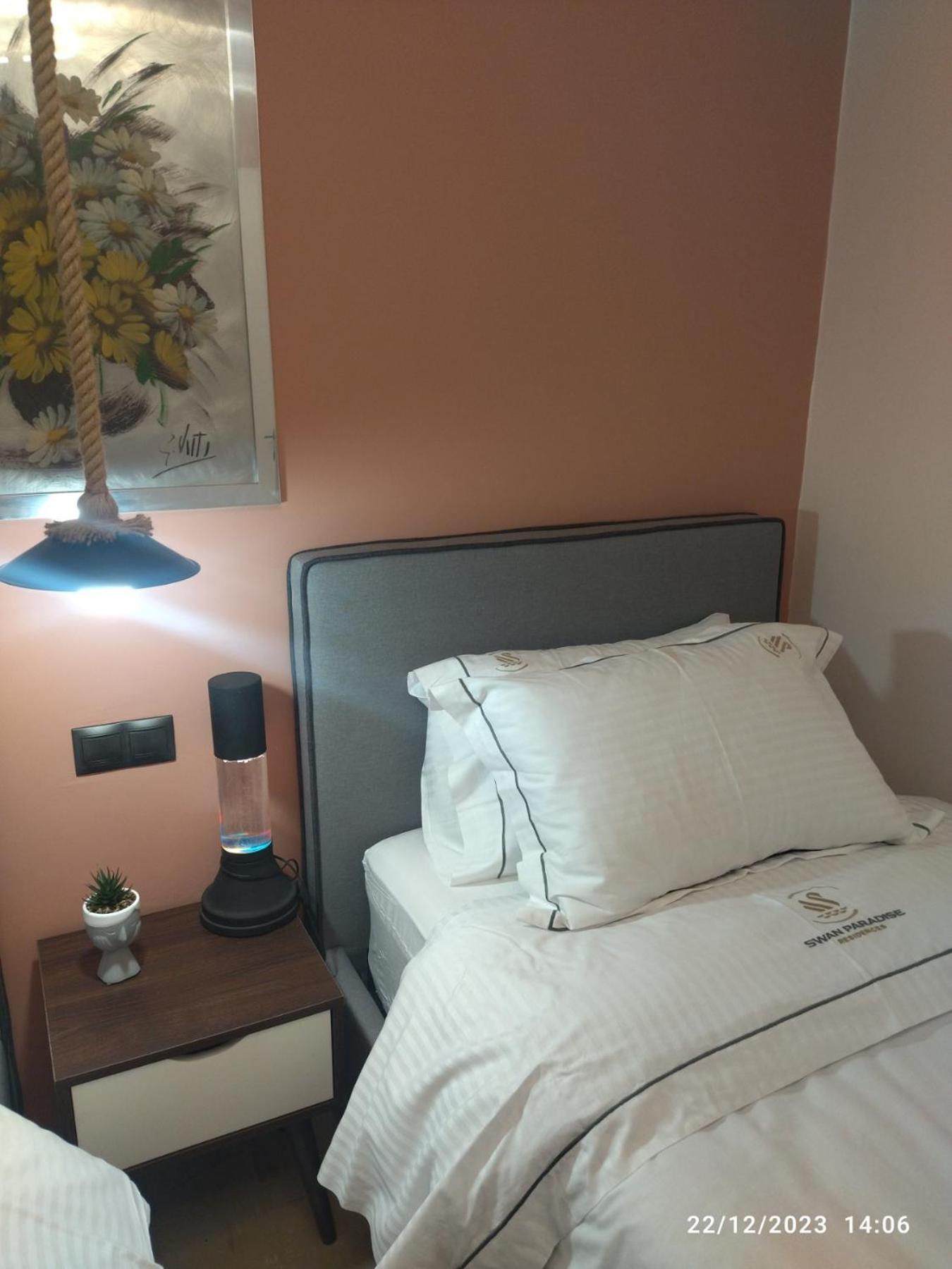 Swan Paradise Glyfada Apartment Афины Экстерьер фото